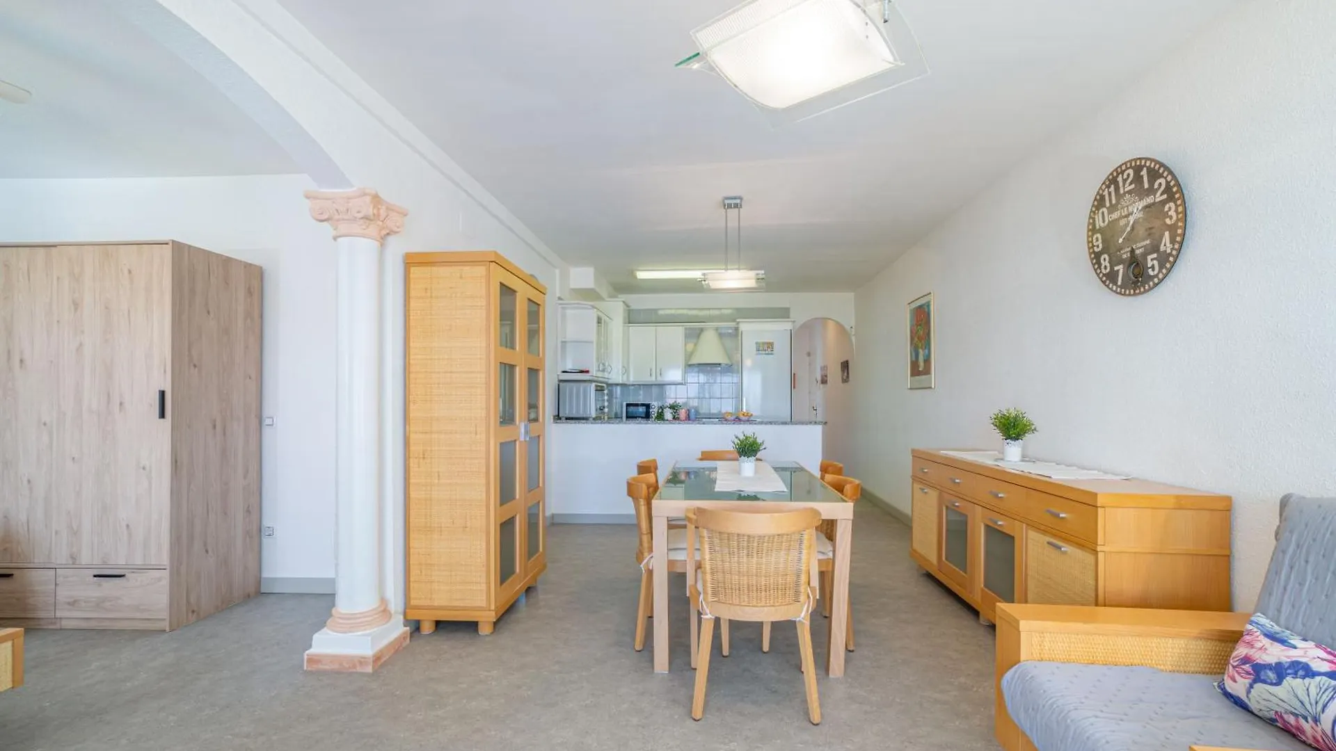 Apart-Rent Apartment Sant Maurici 0183 エンプリアブラバ