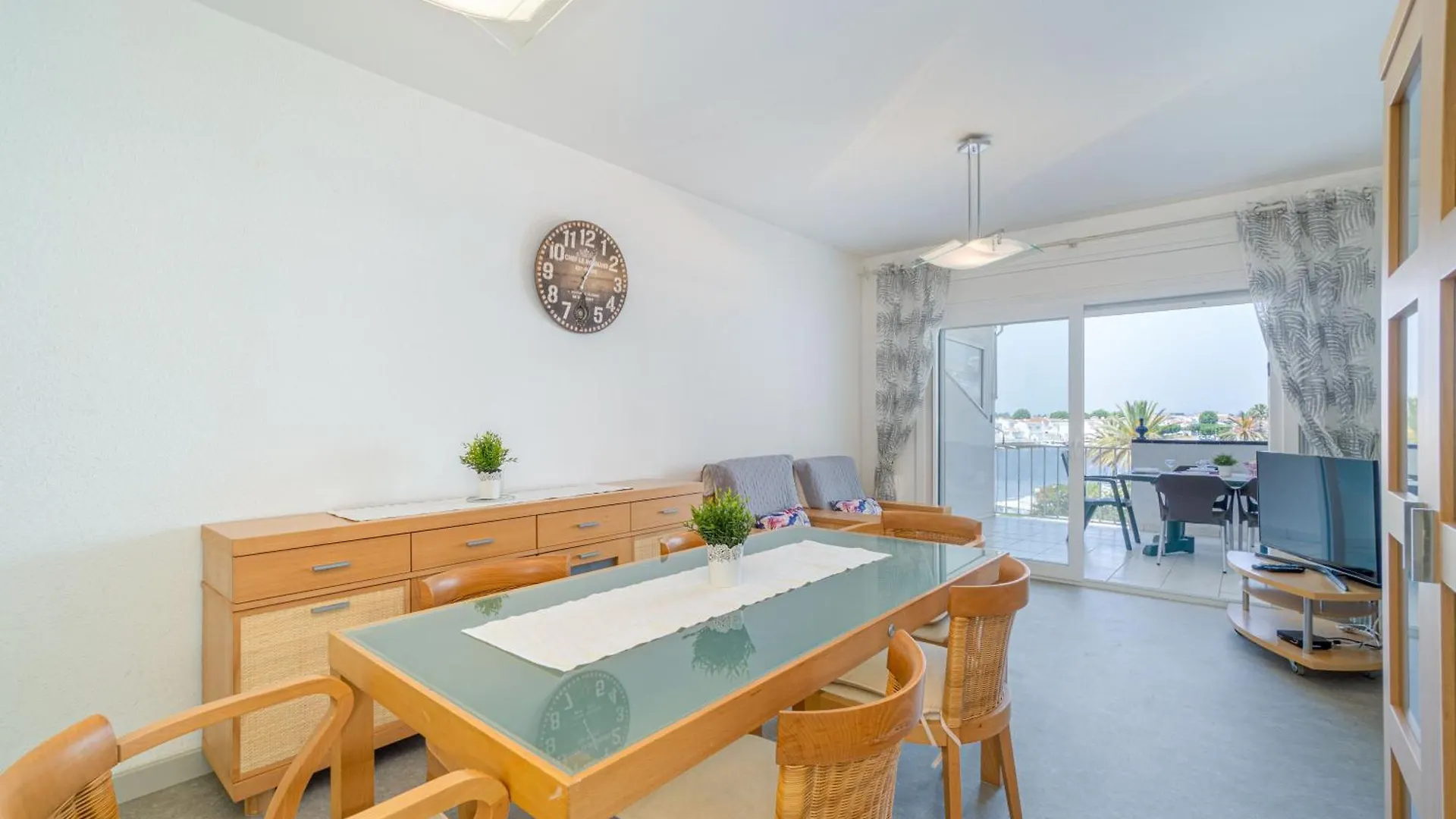 Apart-Rent Sant Maurici 211 Empuriabrava 0*,  Espagne