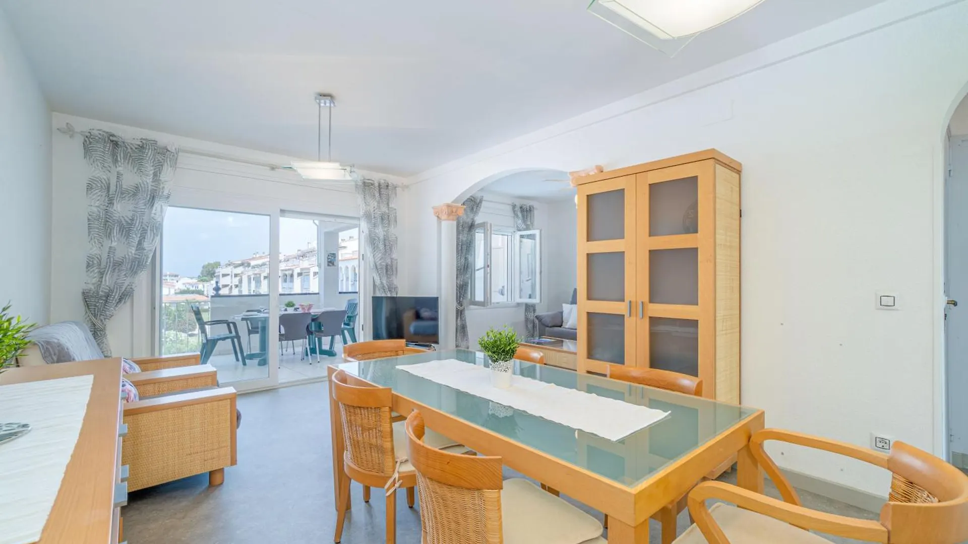 Apart-Rent Apartment Sant Maurici 0183 エンプリアブラバ