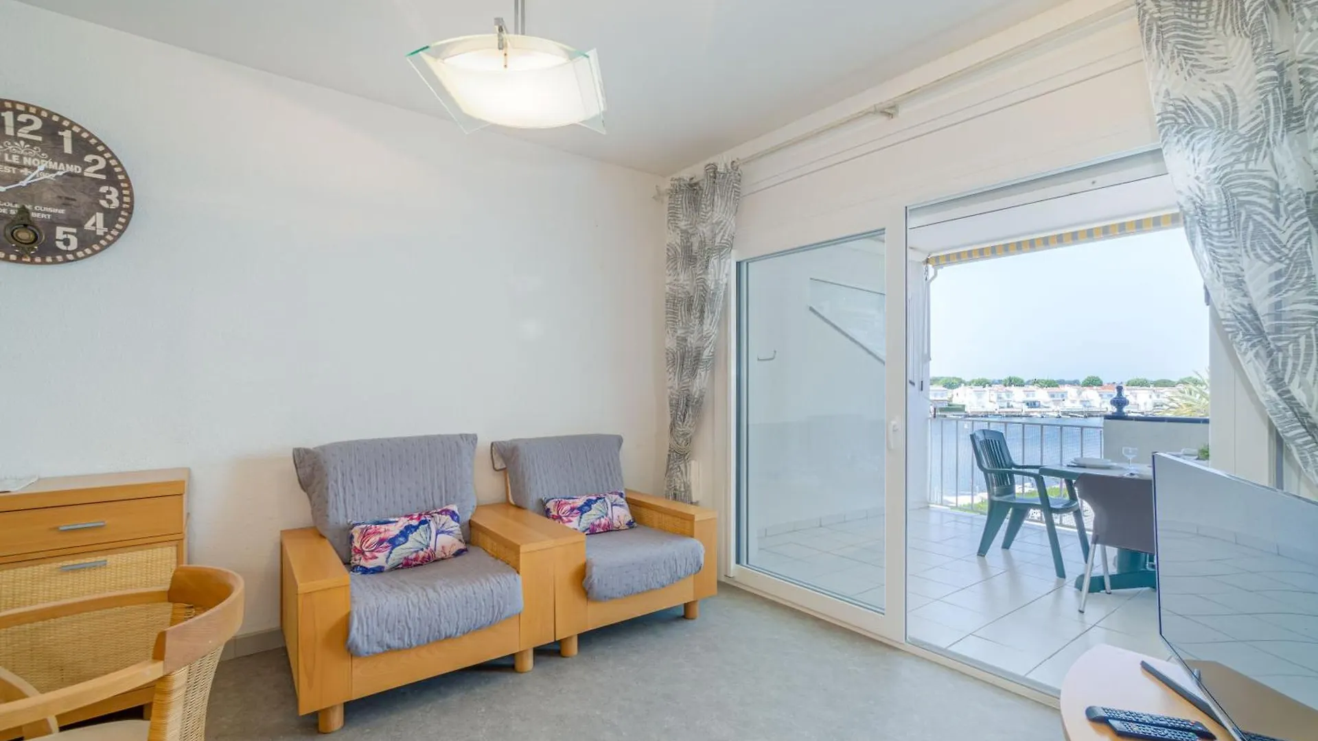 Apart-Rent Sant Maurici 211 Empuriabrava